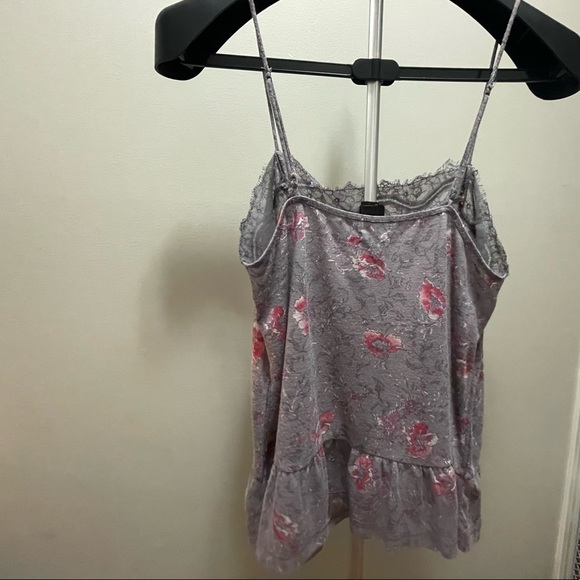 American Eagle Floral Tank - Picture 2 of 3